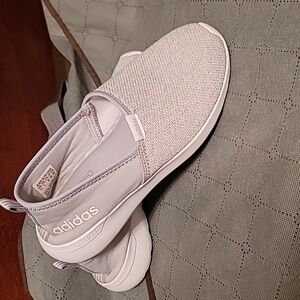 Adidas neocloudfoam memory foam footbed 6.5 womens